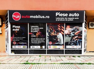 Fațada showroom-ului Automobilus din Str. Prelungirea Ghencea 65B, București